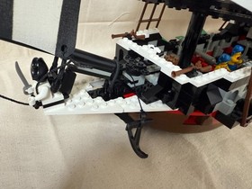 Lego 6286 Skull's Eye Schooner 100% Complete