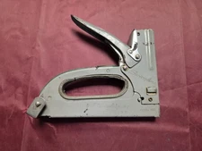 Swingline Staple Gun * Model 900 * Vintage Swing Line Tool Gray 