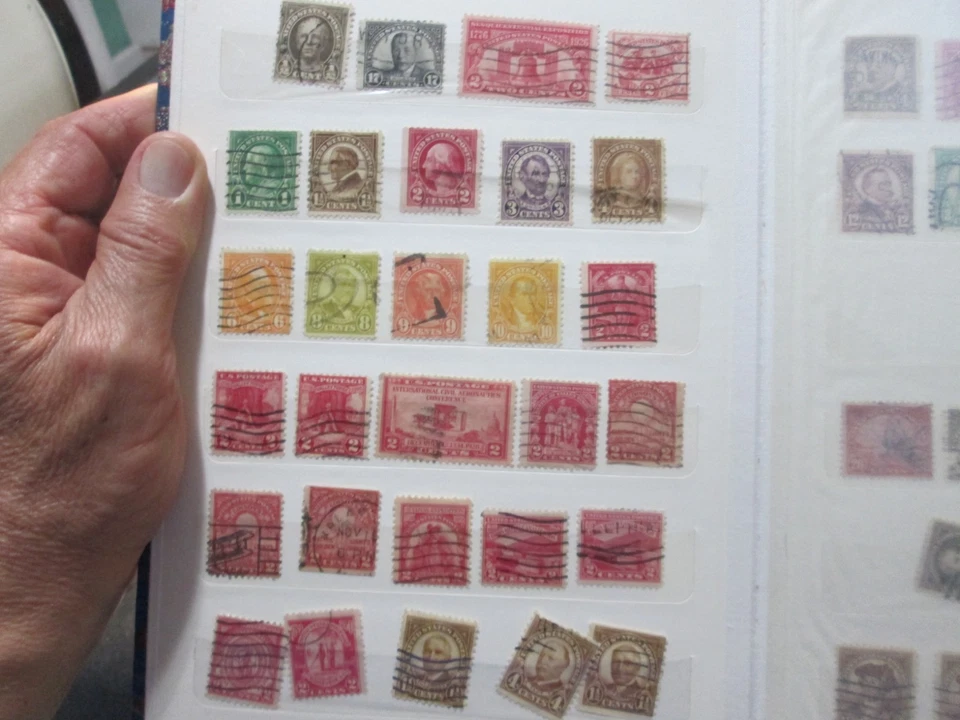 HUGE US STAMPS COLLECTION IN ALBUM. ALL PICTURED, CLASSICS, HIGH CV - Image 3 of 4