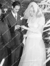 crp-11721 1945 news photo singer Alfred Leon weds Mary Mann at Rudolph Valentino