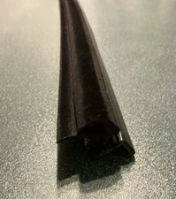 2000-07 LH or RH Inner Rear Door Seal Felt Strip 10393322 Chevy Cadillac GMC OEM