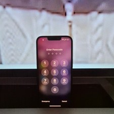 Apple iPhone 16e 128GB Black iOS 18.5 Wi-Fi Built-In Front Camera MDØD4LL/A