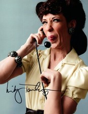 Lily Tomlin Signed 8x10 Photo