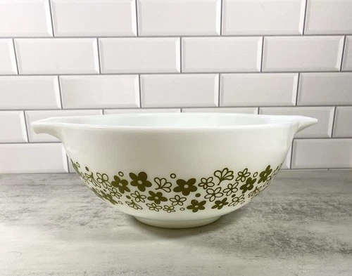 Vintage Pyrex Crazy Daisy / Spring Blossom 2.5 Quart Cinderella Mixing Bowl 443