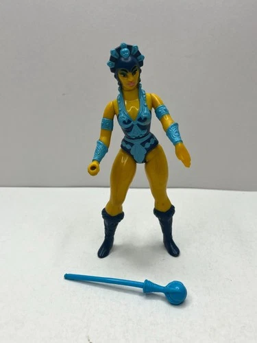 1982 MATTEL MOTU VINTAGE MASTERS OF THE UNIVERSE EVIL LYN COMPLETE FIGURE