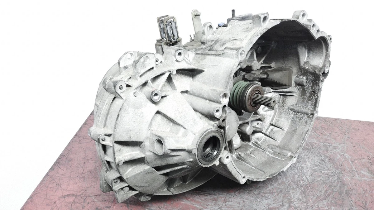 Volvo s70 on sale manual transmission