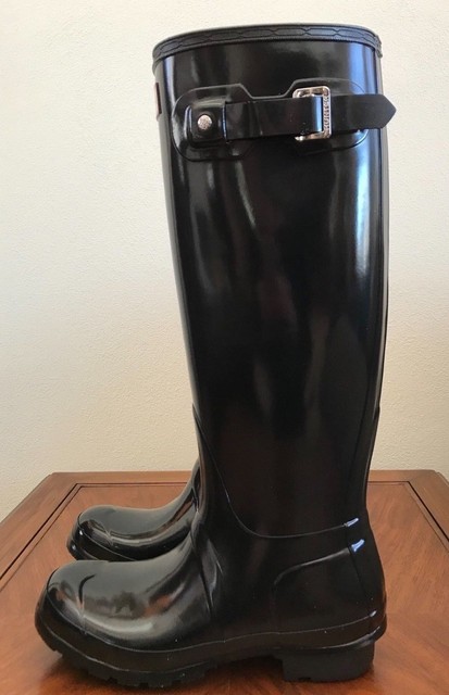 hunter black rain boots size 8