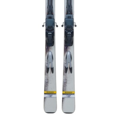 値下げ中】ロシニョール スキー板 捻る 154㎝ ROSSIGNOL PMC2000 値下げ中】ロシニョール スキー板 捻る 154㎝ ROSSIGNOL PMC2000