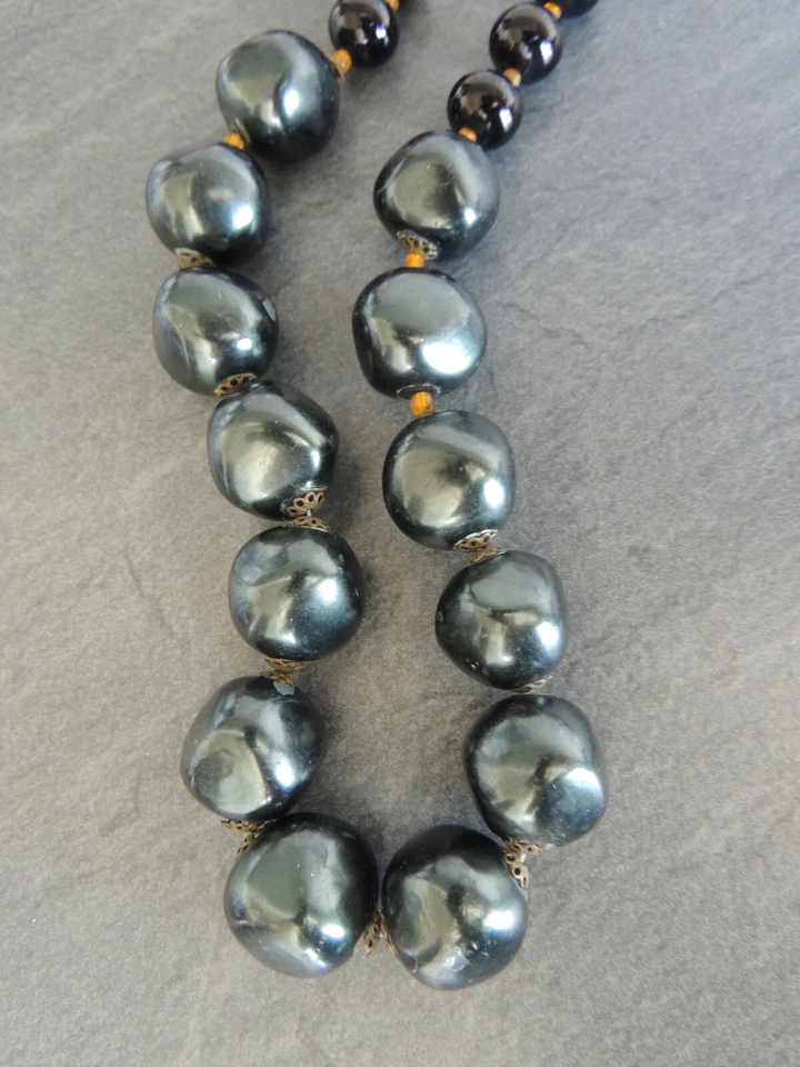 SPLENDIDA COLLANA VINTAGE IN PIETRA DURA ONICE NERA,ANNI 60 - Immagine 4 di 4