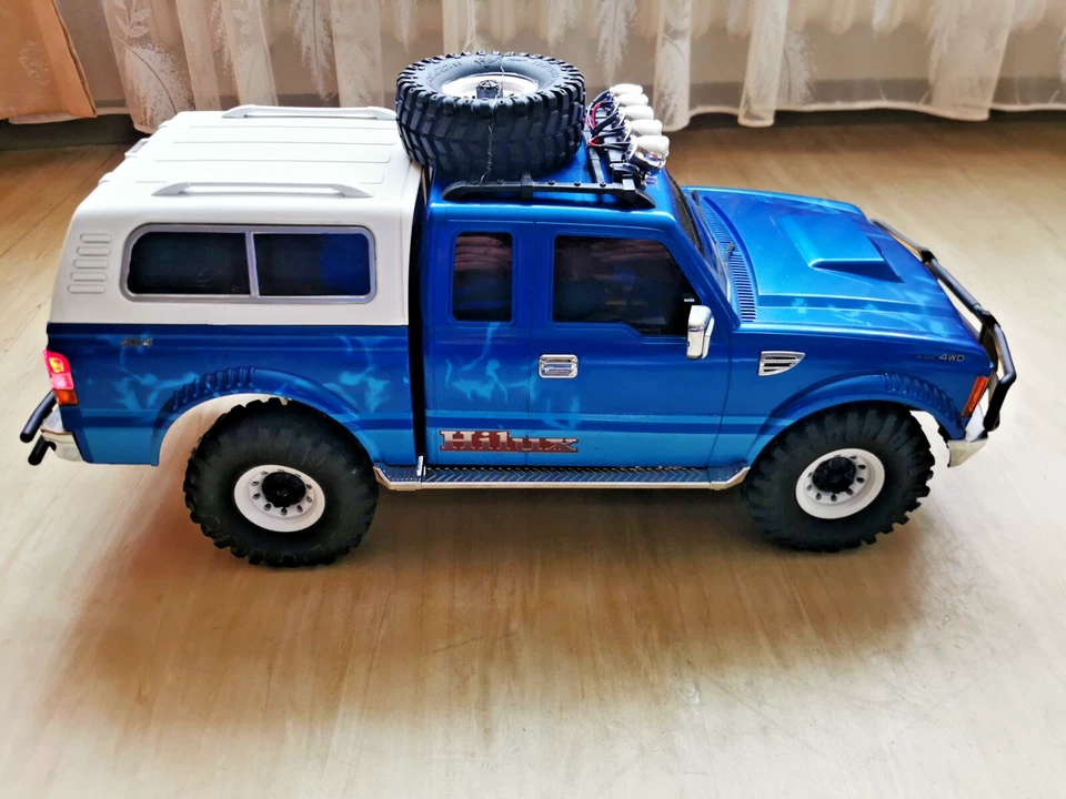 1:10 CROSS-RC Pick Up PG4 Hilux 4x4 LICHT U.SOUND - Bild 2 von 4