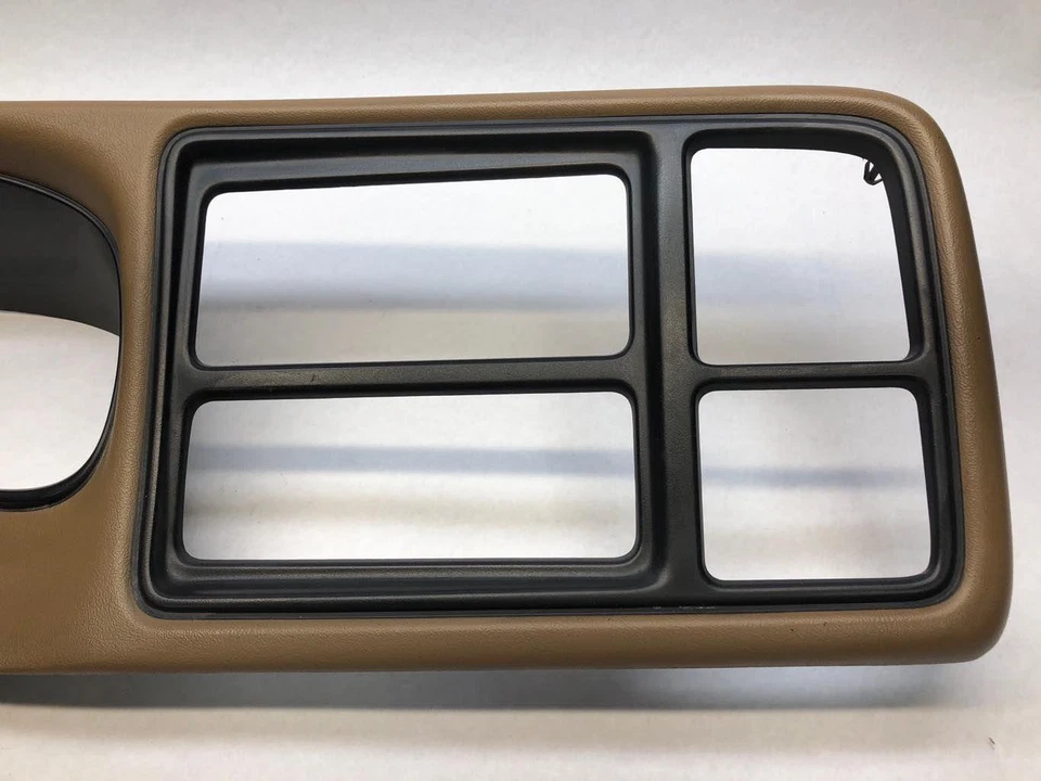 99 GMC Sierra 1500 Tan Oak Instrument Cluster Dash Trim Bezel 15999589 15731974 - Image 4 of 4