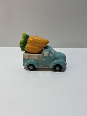NEW BLUE TRUCK & CARROT FARMHOUSE SALT & PEPPER SHAKERS