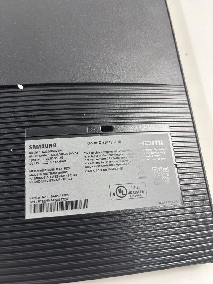 SAMSUNG 32-Inch Odyssey G50D Series QHD Fast IPS G-Sync (LCD DAMAGED) - Image 4 of 4