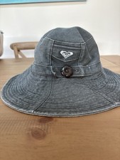 ROXY Gray Canvas Wide Brim Sun Hat for Women with Button flower bucket hat