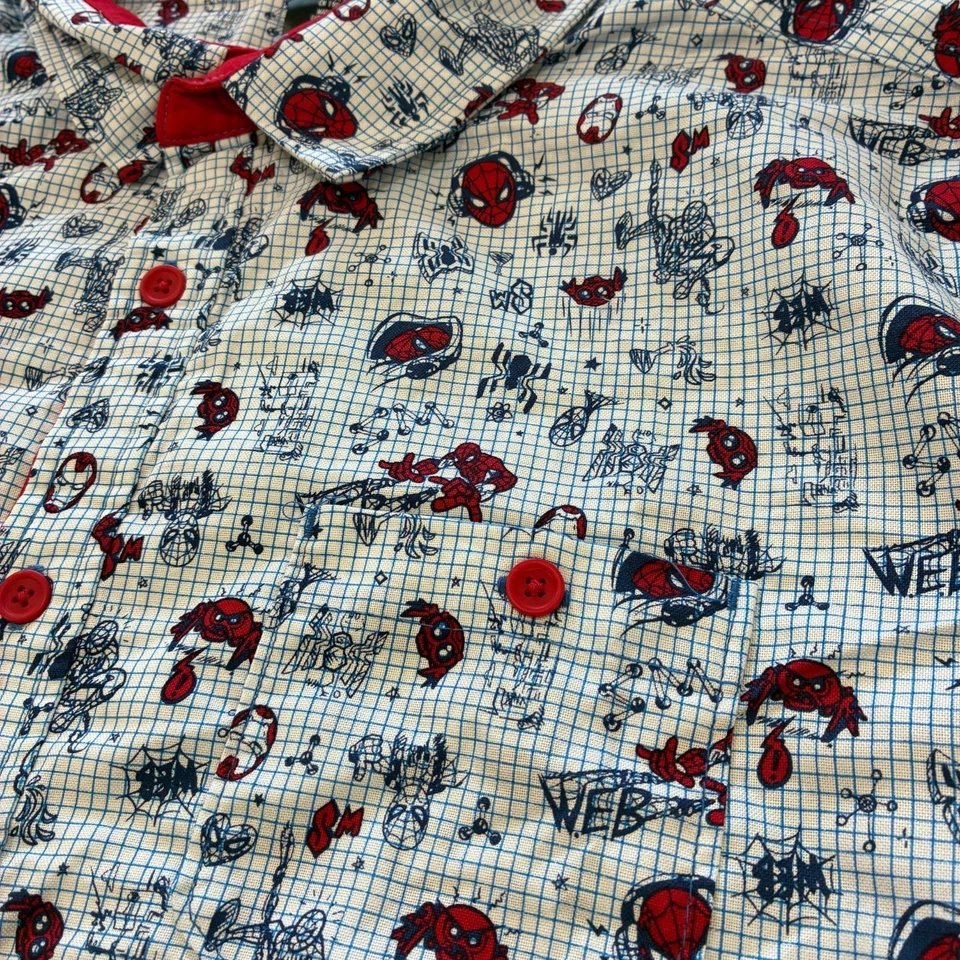 Camisa manga corta abotonada Marvel Disney blanca Spiderman para hombre talla L Foto 2 de 4