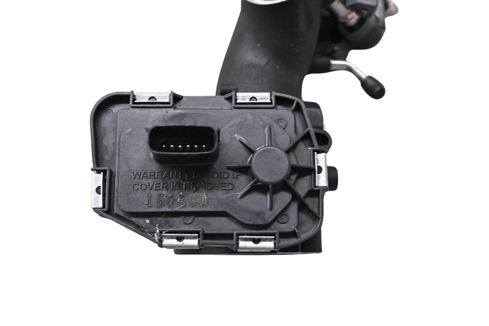 Cuerpo e inyectores de acelerador Harley Davidson Street Glide 16 FLHX Foto 3 de 4