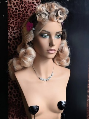 Betty Grable inspirierte individuelle Lacefront mit für Pinup Burlesque Drag Cosplay Perücke