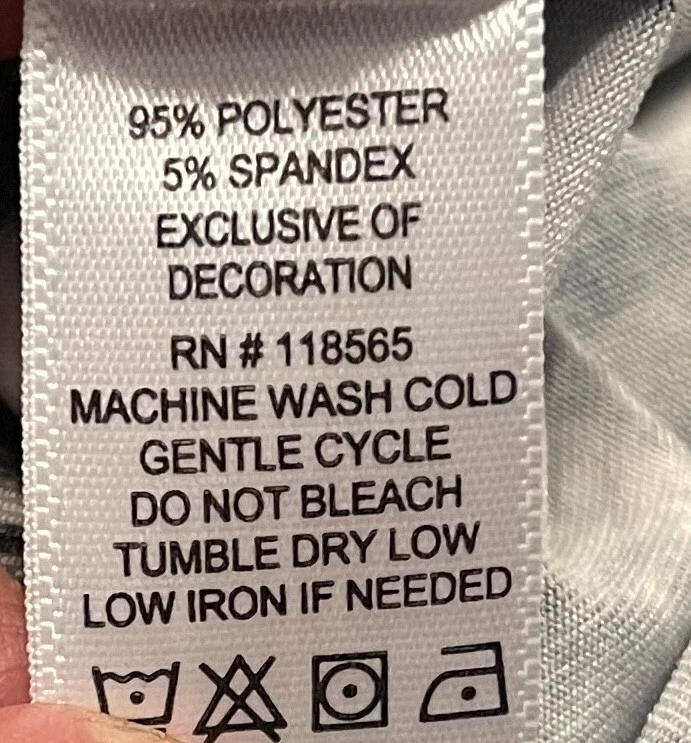 KATE & MALLORY WOMEN'S BLOUSE. SIZE: 1X. SHORT SLEEVE. SCOOP-NECK. GEOMETRIC - Image 3 of 4