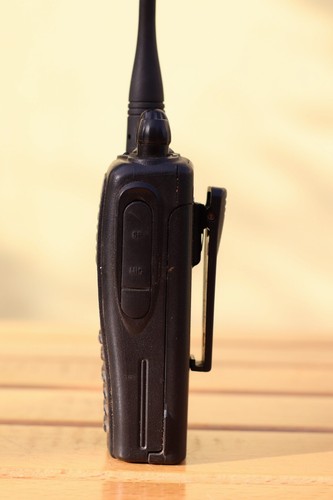 Intek KT-380EE Radio Ricetrasmittente VHF con Batteria AT-15 - Usato - Foto 2 di 7