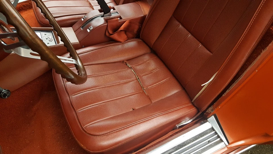 Виниловые чехлы на сиденья Chevy Corvette 1968 темно-оранжевые от оригинального производителя - Изображение 4 из 4