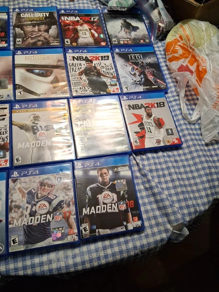 Lote De 18 Juegos Ps4 Call Of Dutyinfinite Warfare Y Madden 17-18 Y Más Foto 3 de 3
