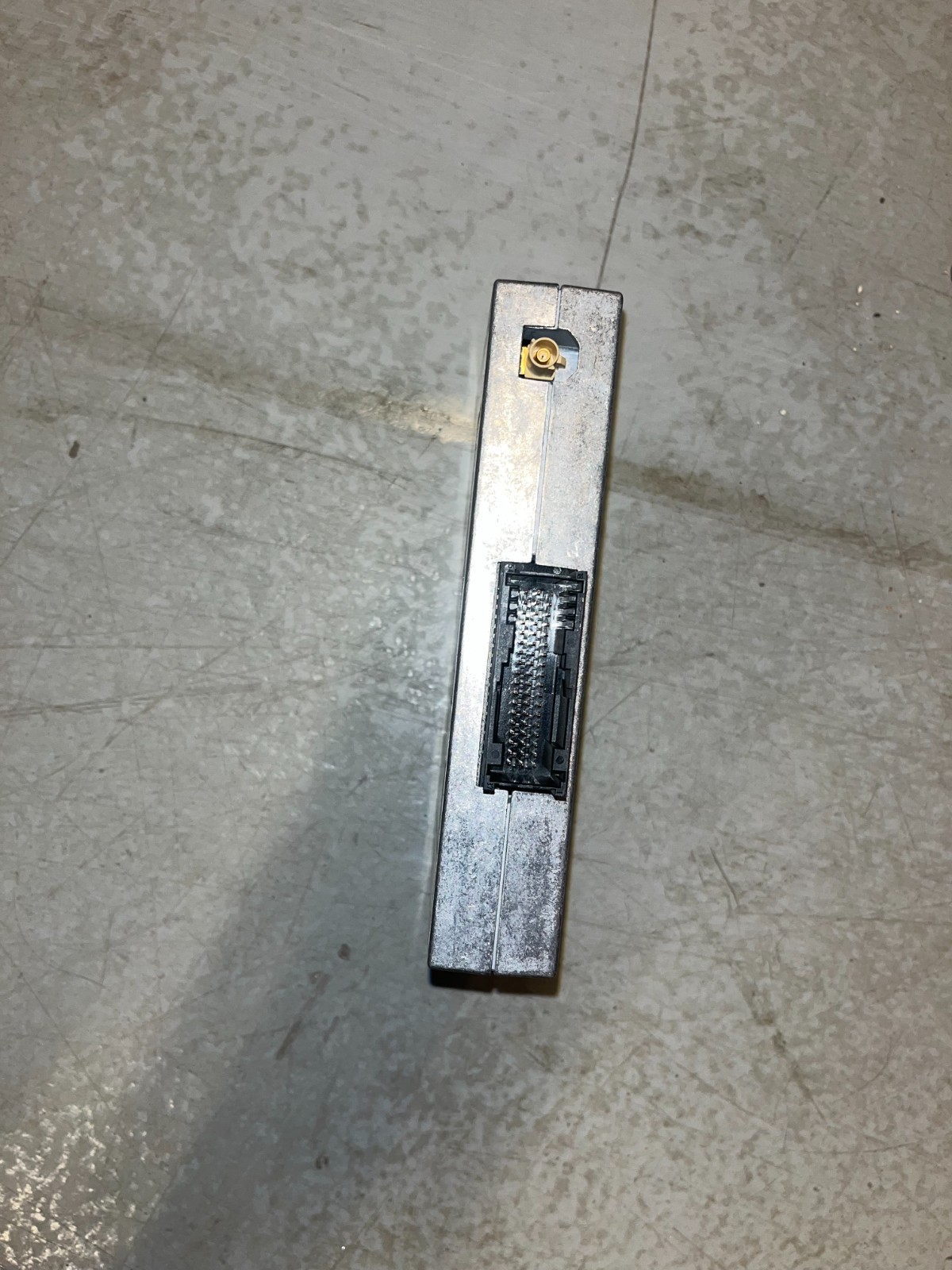 Genuine Lamborghini 8P0862335P | CELL PHONE INTEGRATION UNIT