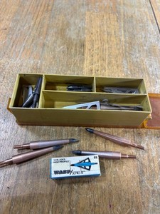 Wasp Cam Lok 3 Blade Broadheads Lot