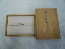 Kamakura-bori obi clasp with original box.