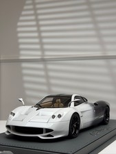Pagani Huayra Codalunga (White/ Silver) [BBR] 1:18 scale
