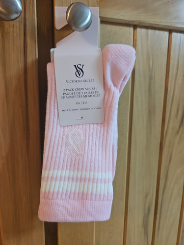 VICTORIA'S SECRET 2-Pack Crew Logo Socks Black and Petal Pink VS NWT