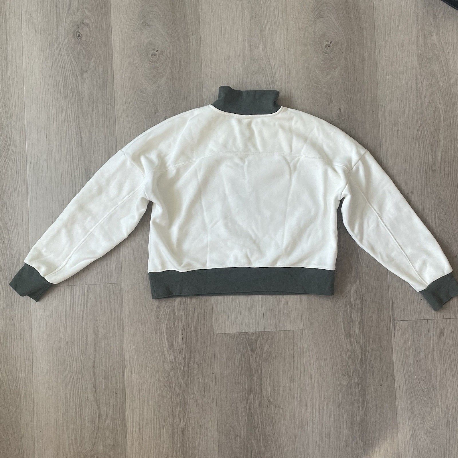 Fabletics Small Pullover Mock Neck Half Zip Cropp… - image 9