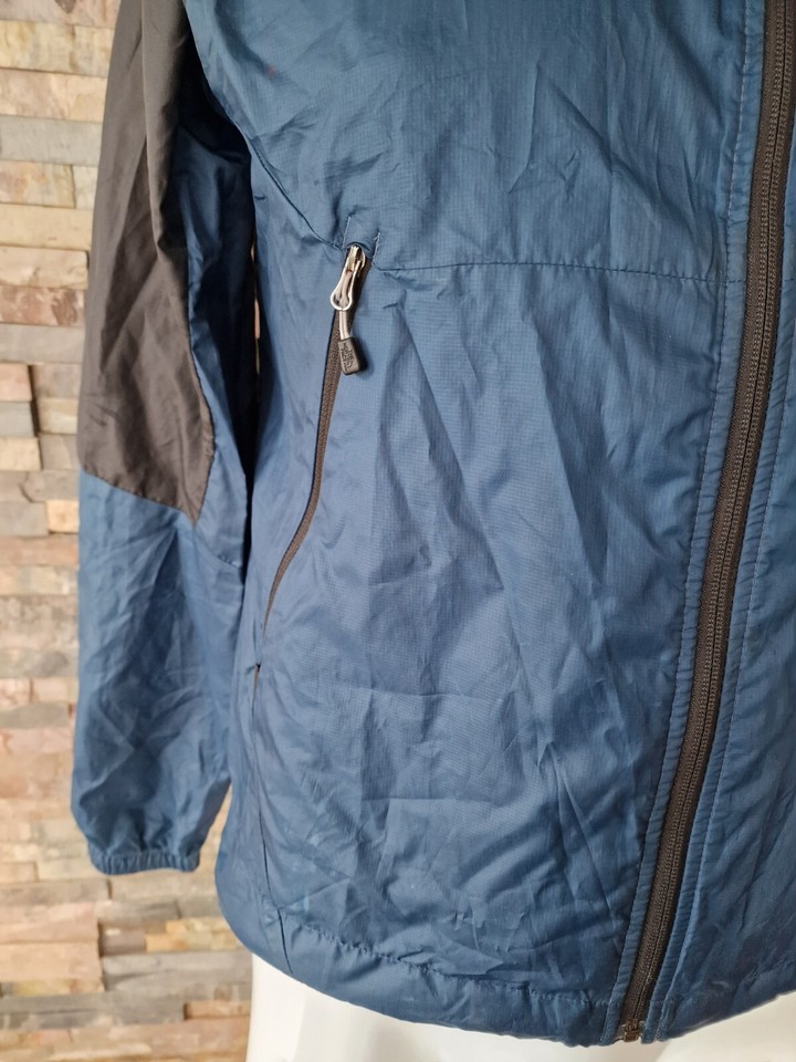The North Face Men's (Small) Lightweight Waterproof Anorak Jacket Top