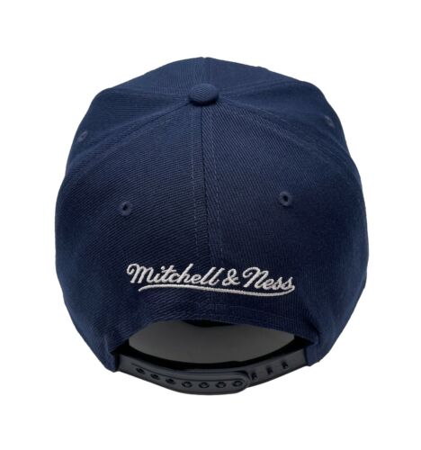 Mitchell & Ness Dallas Mavericks Core Basic Navy/Light Blue Adjustable Snapback - Picture 4 of 6