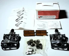 NEW in Box VP Components X93 Silver-Black Aluminum Pedals-Cleats-Bolts-Reflector