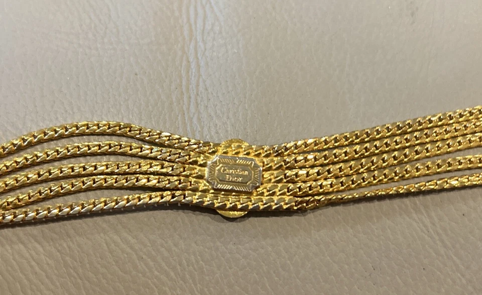 Vintage Christian Dior Gold Chain Belt Necklace Small 30 Runaway Piece - Image 4 of 4