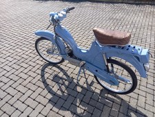 Victoria M 51 Vicky 4L