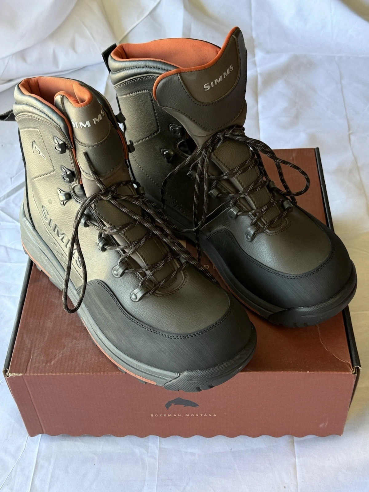 Simms Freestone Men's Wading Boots, Rugged Sole, Size 15 Dark Olive *NIB New