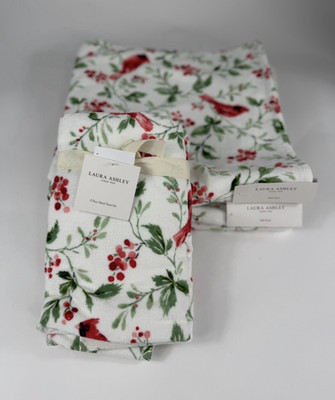 4~NWT Laura Ashley Christmas Set Red Cardinals 2 Bath & 2 Hand Towels
