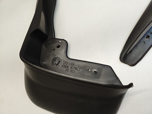 HONDA CIVIC VI Fastback MA/MB 95-01 NEW Front Mudflaps Set Genuine 08P08-ST3-601 - Picture 8 of 13