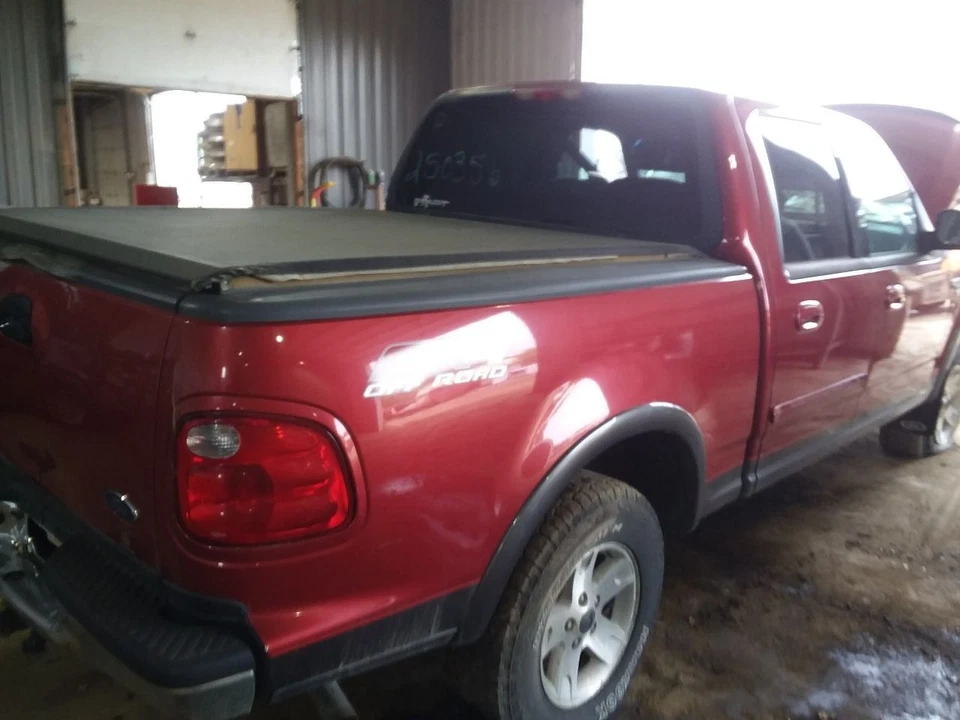 Стекло лобового стекла с солнцезащитным козырьком подходит для пикапа 97-03 FORD F150 2085249 - Изображение 3 из 4