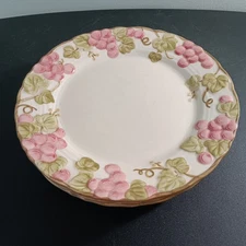 Set Of 4 Vtg. Poppytrail By Metlox Pink Grapes 10 1/2" Dinner Plates