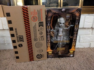 Monster High x Universal Monsters The Mummy Skullector