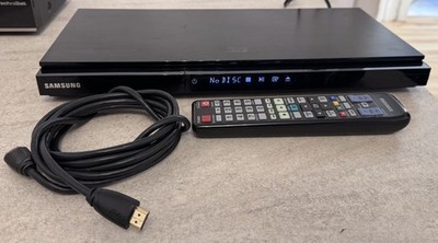 Samsung Blu-ray Player 3D BD-D5500 mit Fernbedienung und HDMI  kabel