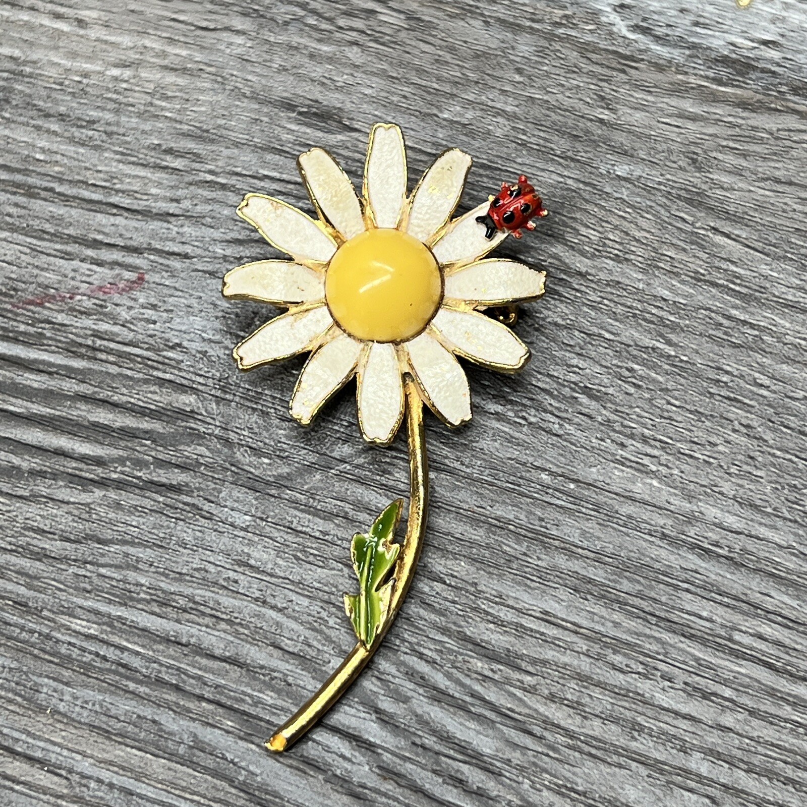 Vintage WEISS Signed white Daisy Flower Ladybug Fashi… - Gem