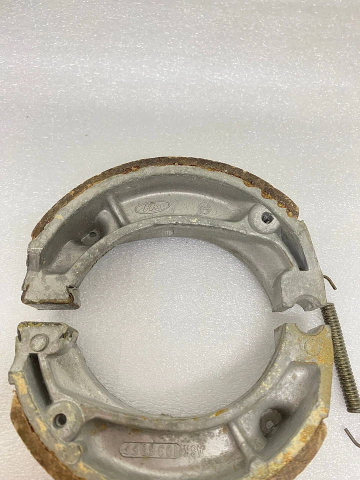 Zapatas de freno Honda PARTE CT90 CT200 XL100 CR80R XL80S XL12S XR200 43120-365-672 Foto 3 de 4