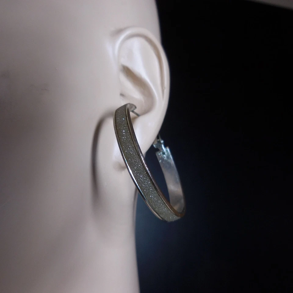 2 Orecchini Metallo Argentato Nichel Rame Gioiello Grigio Giallo Vintage N8466 - Immagine 4 di 4