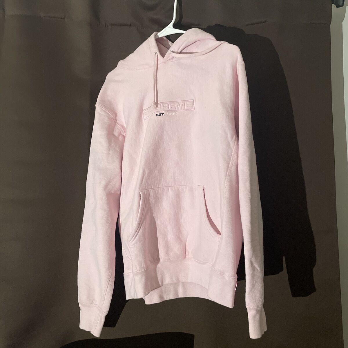 Supreme Embossed Logo Hooded Sweatshirt (SS18) Pink SZ M Supreme Embossed Logo Hooded Sweatshirt (SS18) Pink SZ M