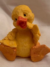 Shudehill Resin 2 inch Happy Sitting Duckling  Figurine