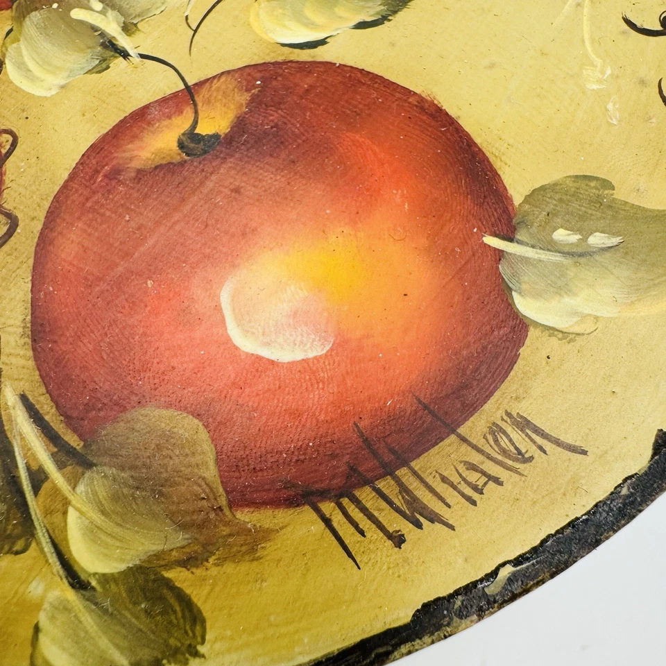 Vintage Primitive Wood Wooden Shaker Firkin Sugar Bucket Hand Painted Apples - Image 3 of 4