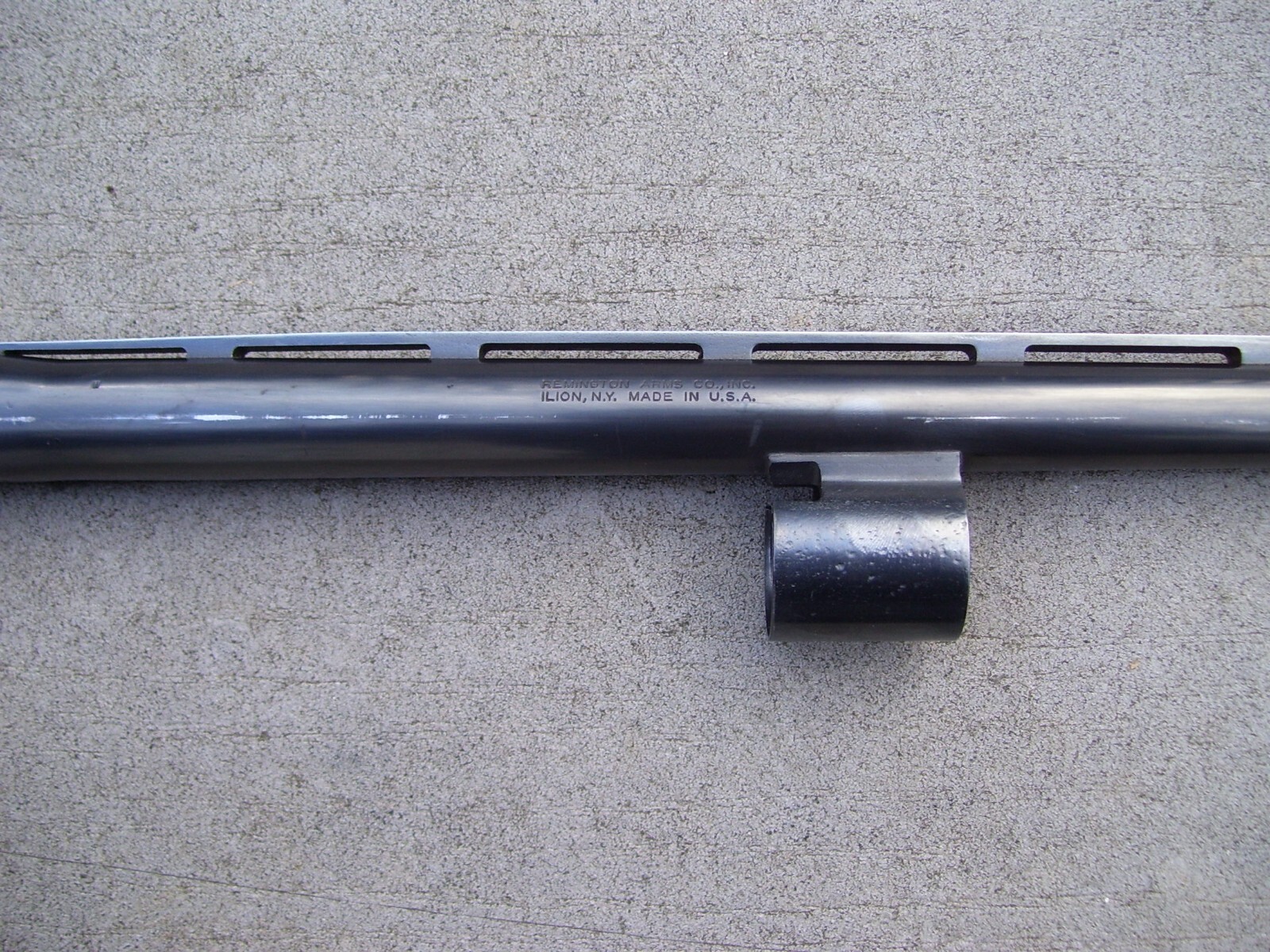 Remington 1100 Left Hand 30" 12 Gauge Vent Rib Barrel Choke Tubes Trap